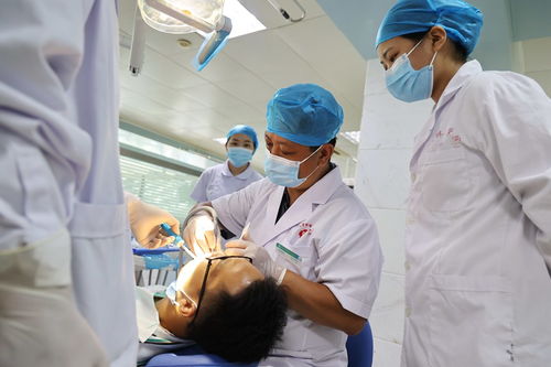 桂林醫(yī)學院附屬口腔醫(yī)院樂群門診推出午間夜間門診，拓展便民口腔診療服務